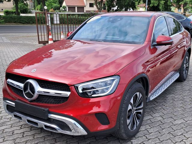 Mercedes-Benz GLC 300d Coupe 4Matic,KLIMAUTOM,NAVI,HUD,LEDER