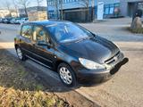 Peugeot 307 - gebrauchte Peugeot 307 aus dem Jahr 2003