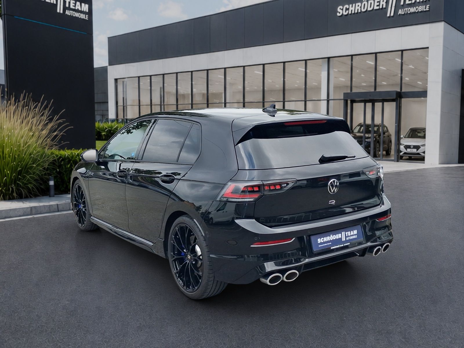 Volkswagen Golf R 2.0 TSI 4MOTION DSG 2.0 TSI 245 kW 4Moti foto 3