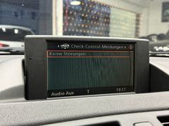 Fahrzeugabbildung BMW 116i Lim. / Klimaautomatik Schiebedach SHZ PDC