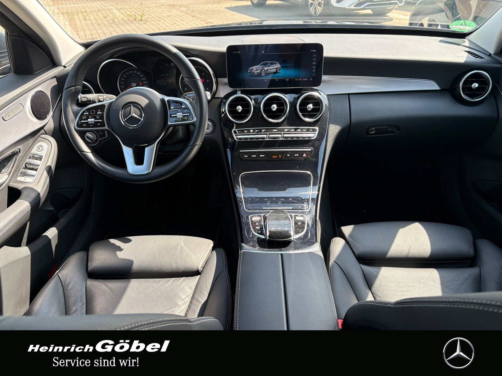 Fahrzeugabbildung Mercedes-Benz C 220 d T AVANTGARDE*LEDER*MULTIBEAM*CARPLAY*