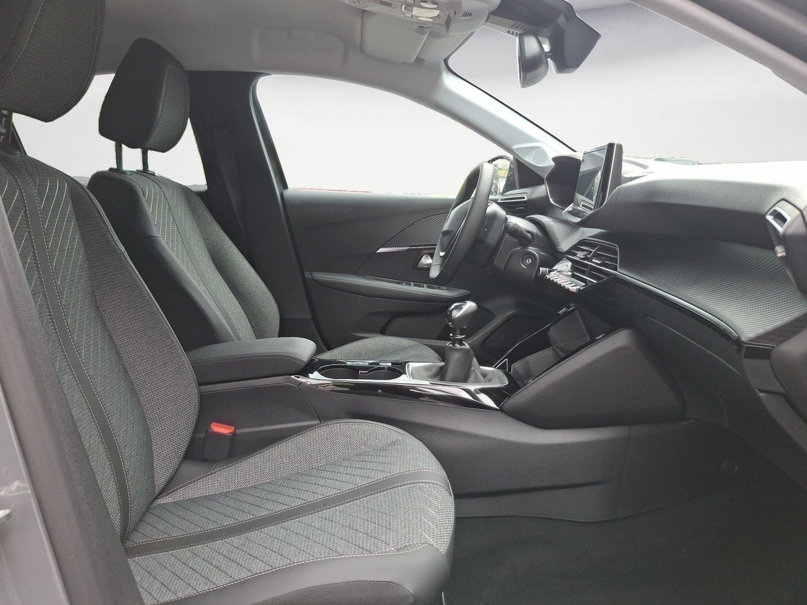 Peugeot 208 ALLURE Benzin 100 AppleCar-Play & Android Au