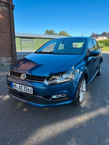 Volkswagen Polo V Highline +Leder+LED+Navi+98Tkm