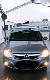 Opel opel zafira 1.9CDI. - Opel Zafira aus 2006 mit Diesel-Antrieb