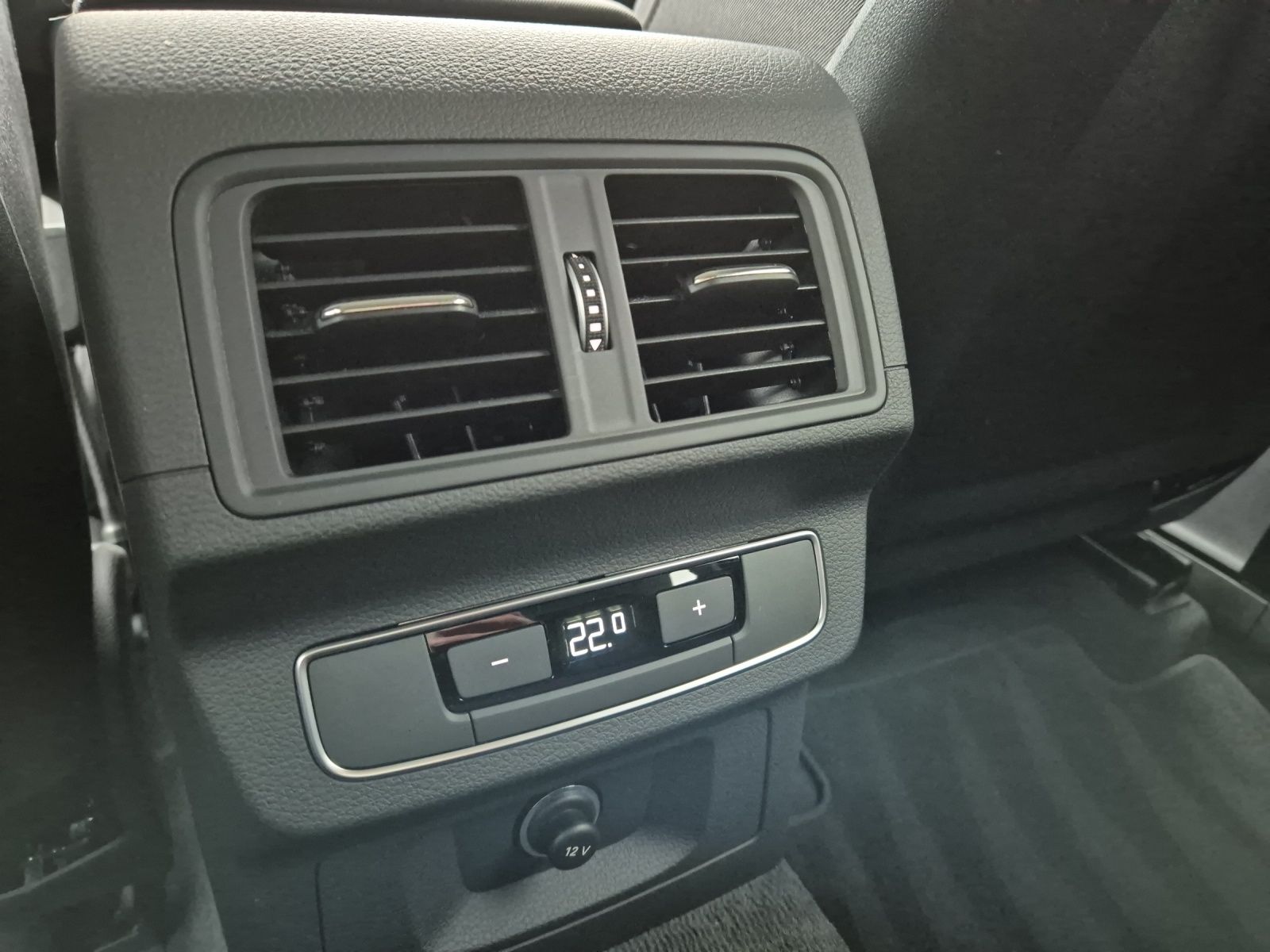 Fahrzeugabbildung Audi Q5 40 TFSI advanced quattro S-tronic STHZG Matri