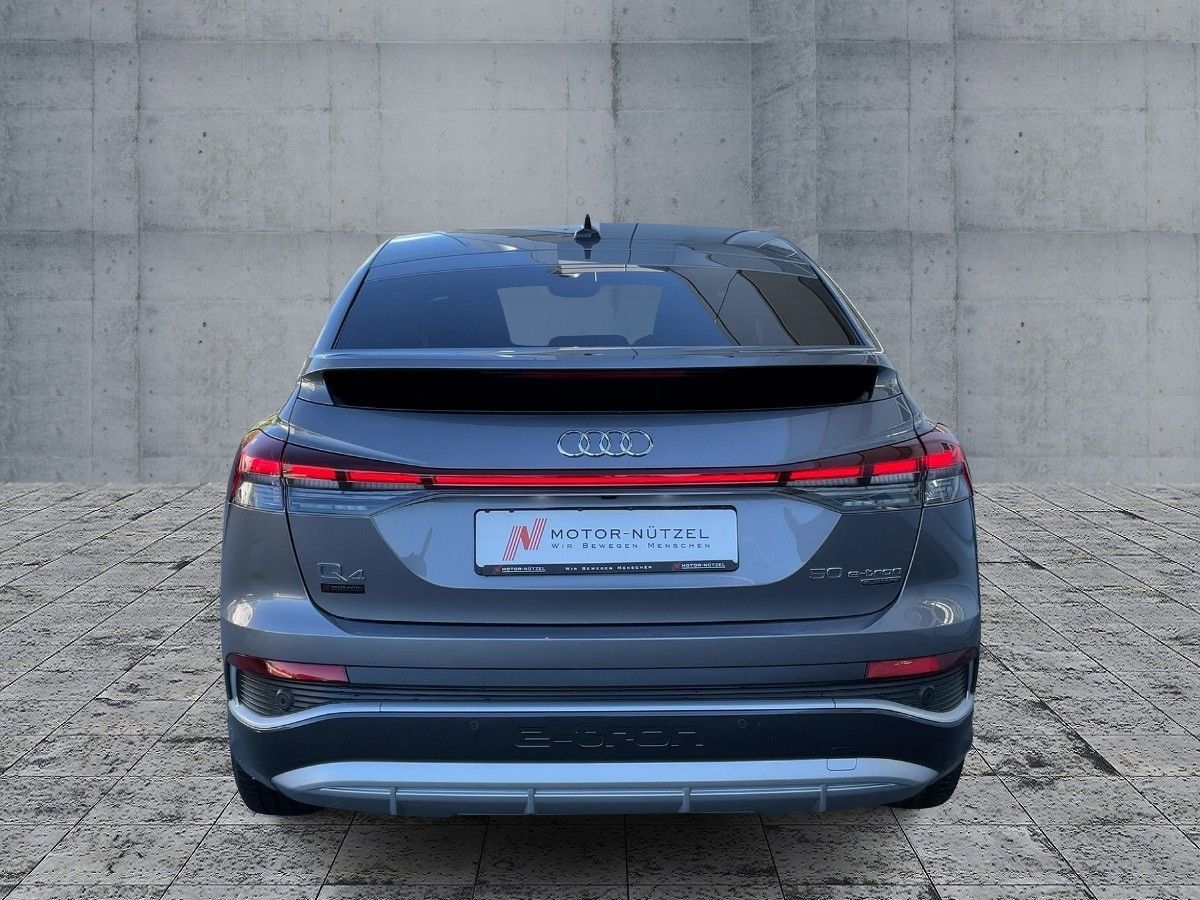 Audi Q4 Sportback 50 e-tron quattro Automatik foto 5