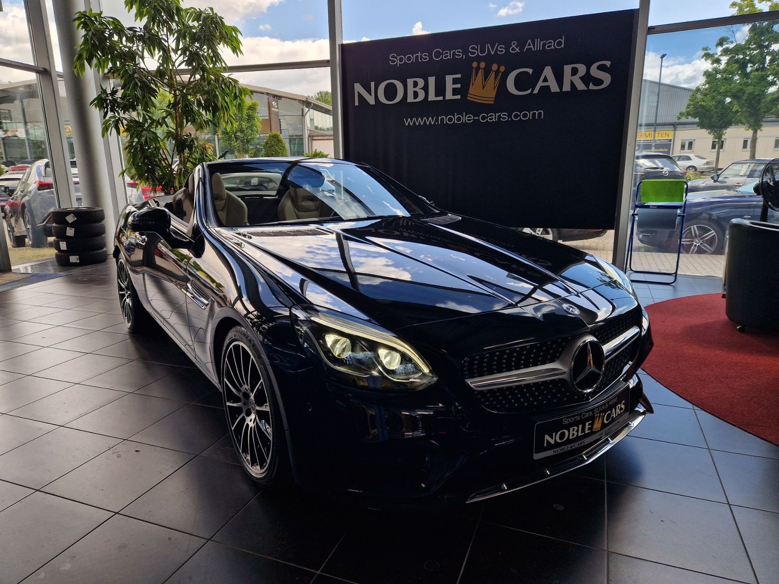 Fahrzeugabbildung Mercedes-Benz SLC 300 AMG Line LED NAVI ALU