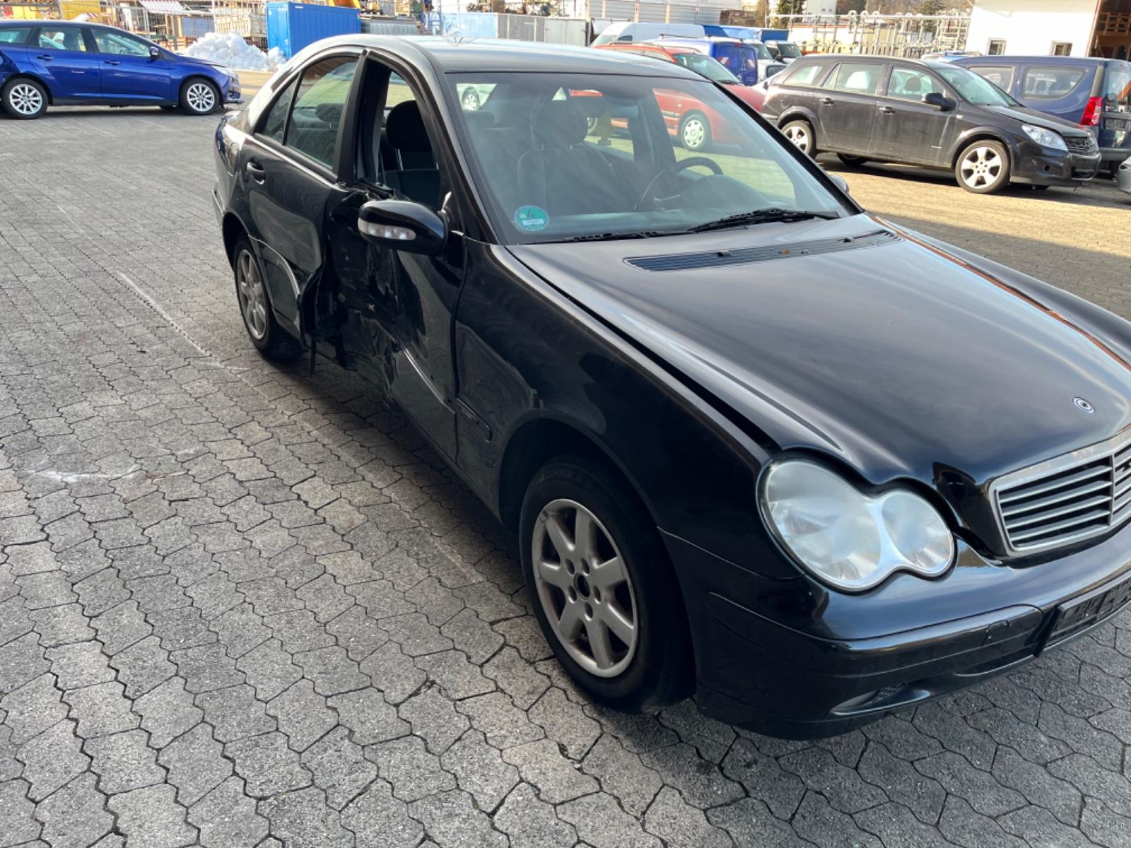 Mercedes-Benz C 180 C Limousine C 180 Kompressor