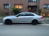 Mercedes-Benz E 350 CGI - gepflegt und Top Zustand - Mercedes-Benz E 350 in Krefeld