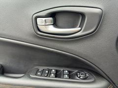 Jeep Compass 1.4 MultiAir Limited FWD   *Adaptiver Te