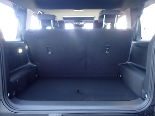 Fahrzeugabbildung BAW 212 TCI 4WD Grün/Schwarz/Grau Leder Digitales Co