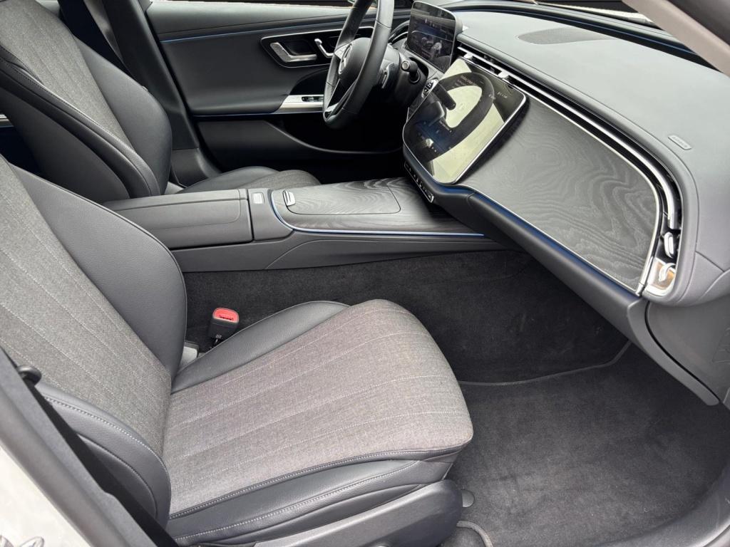 Mercedes-Benz E 220 d 4MATIC T-Modell Avantgarde*Airmatic*AHV