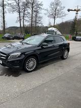 Mercedes-Benz GLB 220 - Mercedes-Benz GLB 220: Automatik