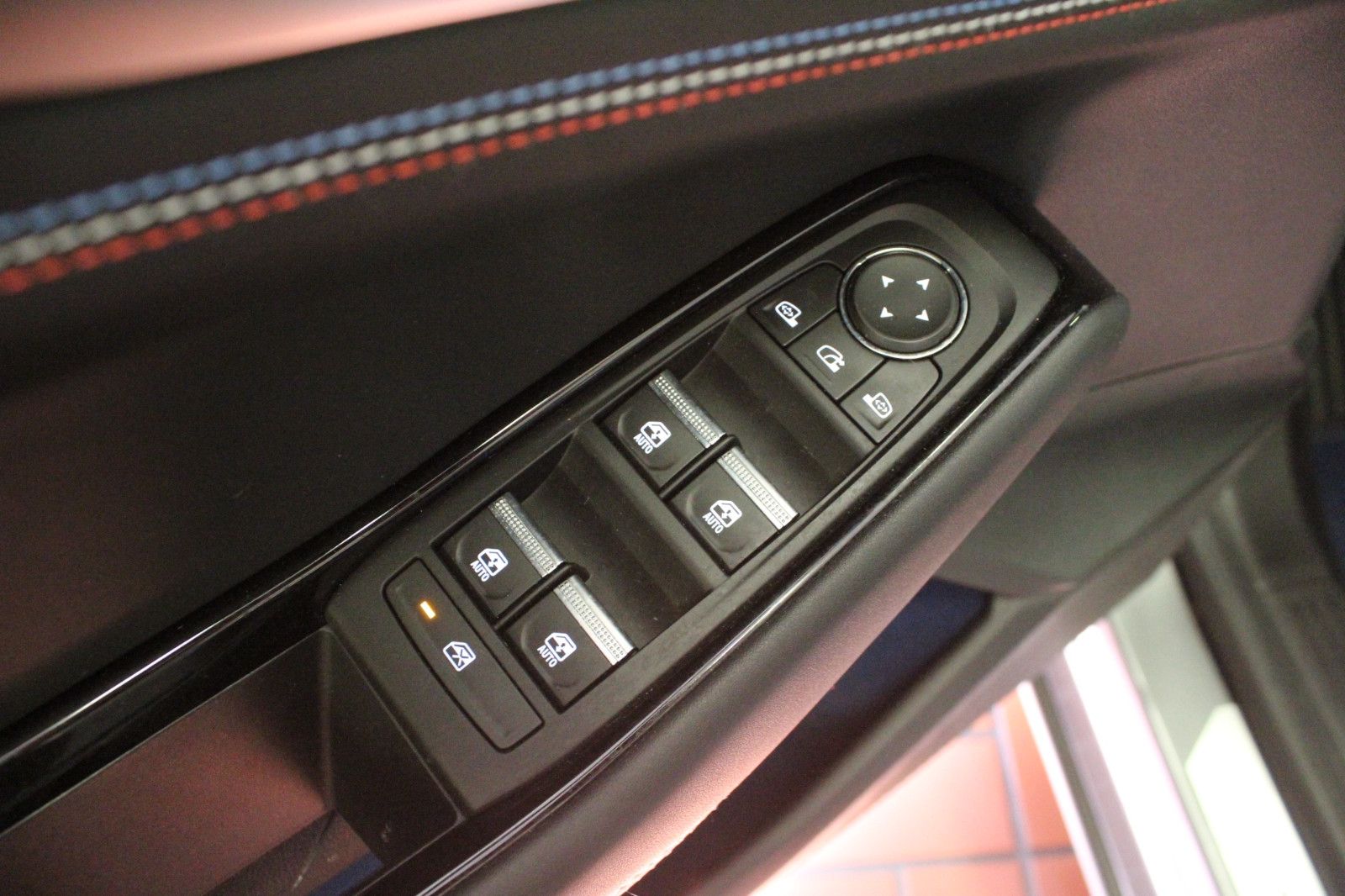 Fahrzeugabbildung Renault Rafale Hybrid E-Tech 4x4 300 PHEV Esprit Alpine