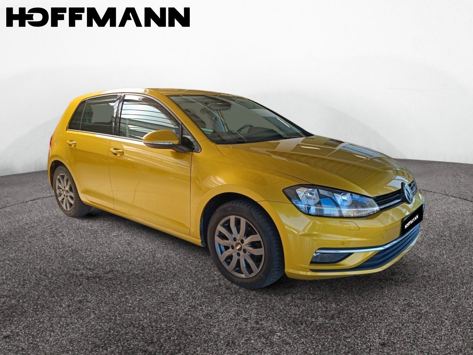 Fahrzeugabbildung Volkswagen Golf 1.0 TSI Comfortline *Navi*Winter*Klimaauto