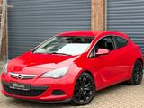 Opel Astra J GT/Navi/TLeder/LED/SHZ/LenkHz/CAM/CD/ - Opel Astra mit Diesel-Antrieb: Sportwagen