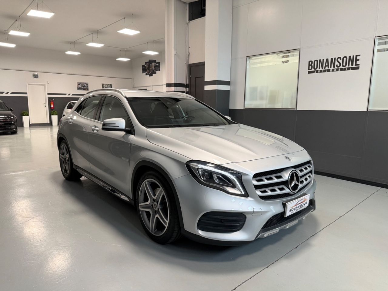 Mercedes-Benz Mercedes-benz GLA 220 d Premium Amg imagem 3