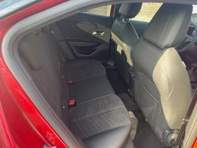 Fahrzeugabbildung Opel Mokka 1.2 GS 100KW// Navi, KlimaAT, LED, RFK, PD