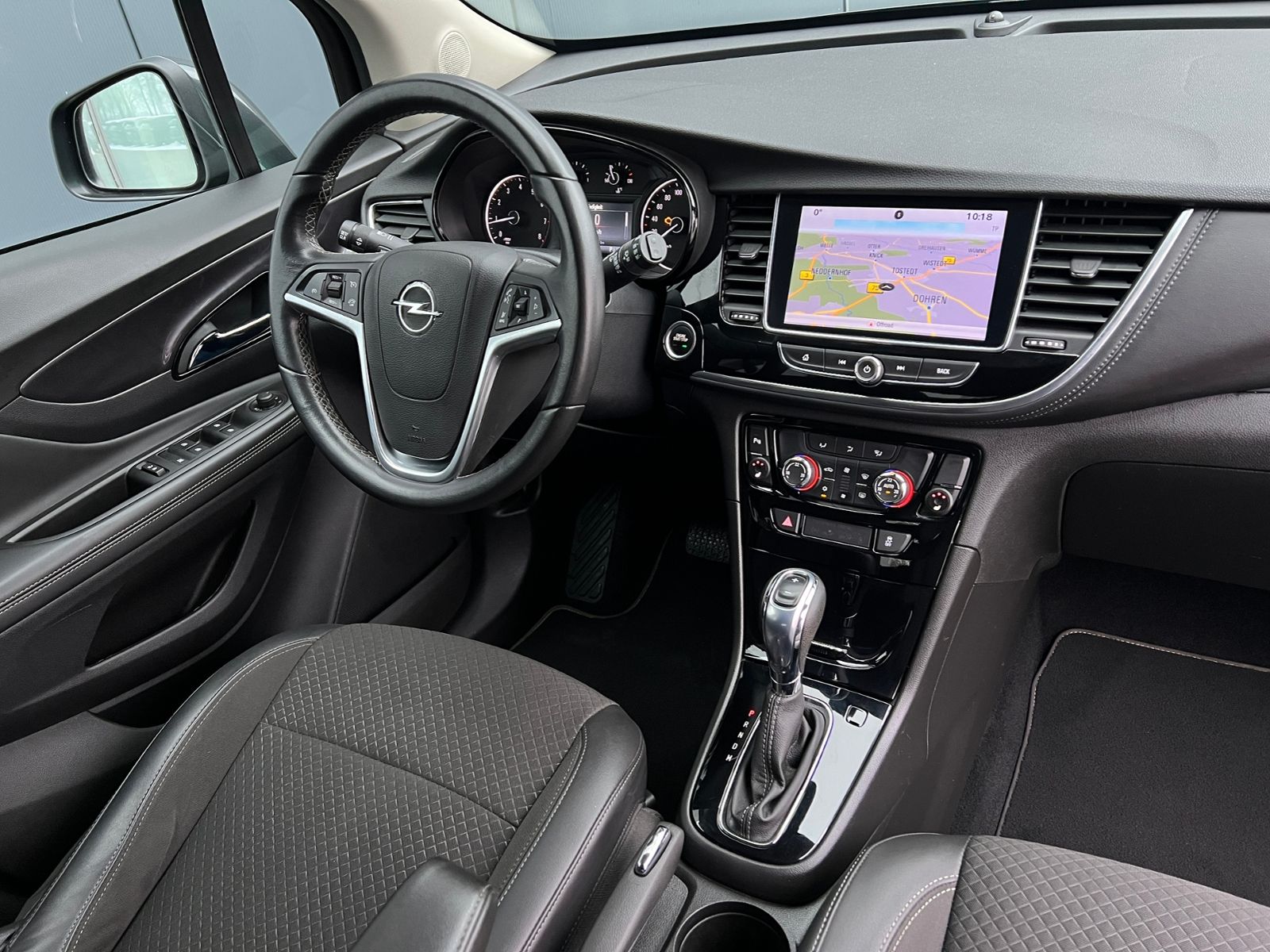 Fahrzeugabbildung Opel Mokka X Innovation 1.4 Turbo Automatik *AHK, Nav