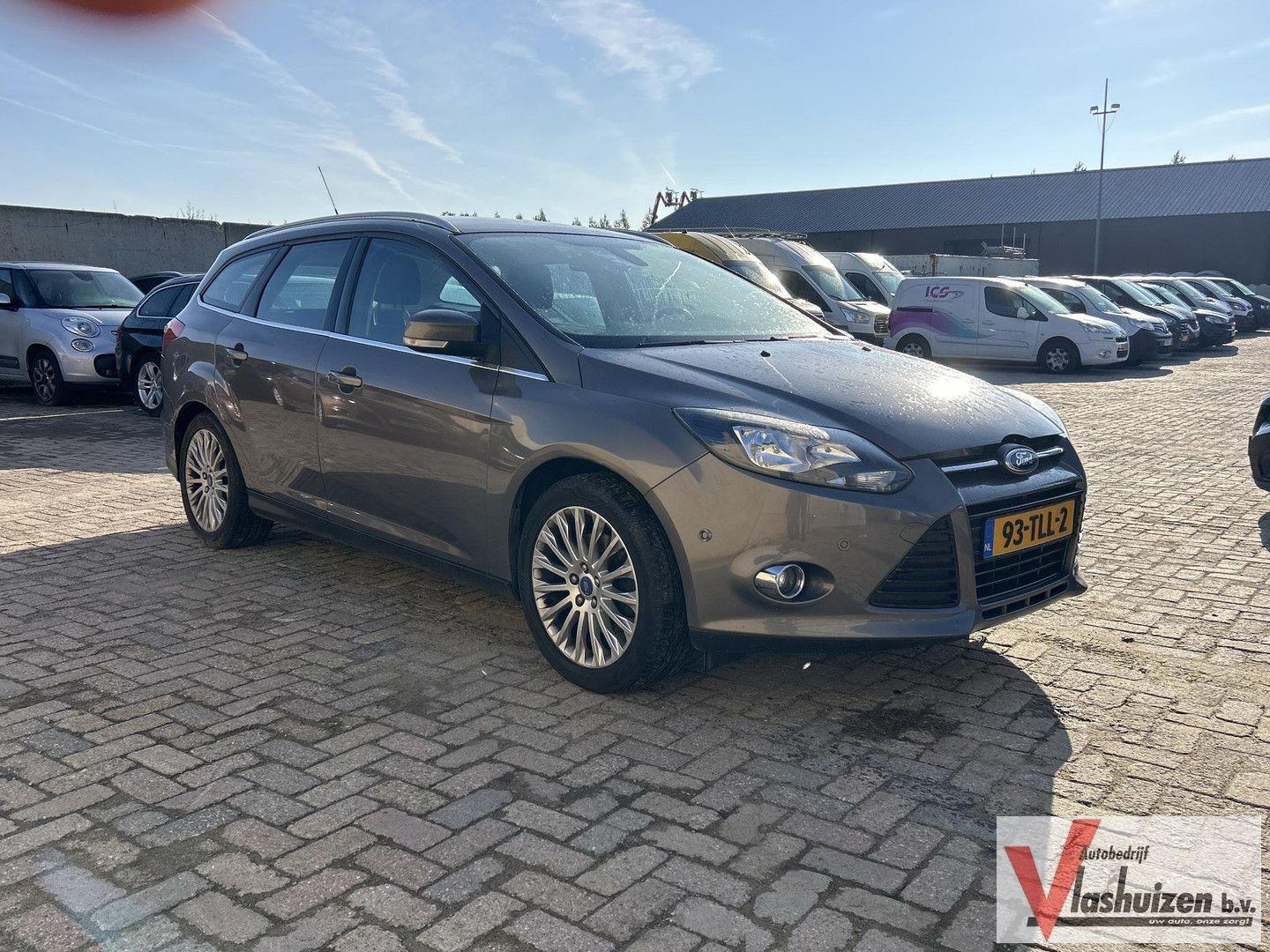 Ford Focus 2012 — photo 5