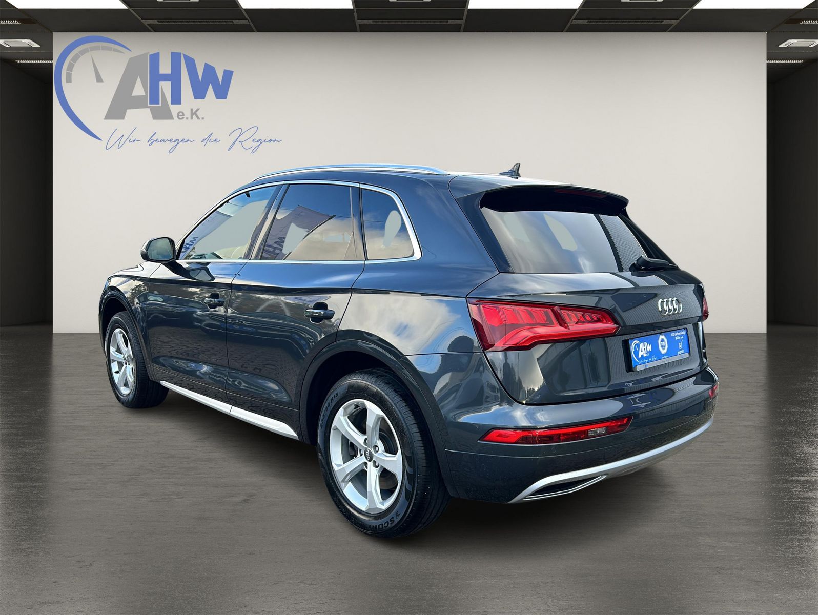 Fahrzeugabbildung Audi Q5 45 TDI quattro design