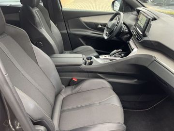 Peugeot 5008 BlueHDi 130 EAT8 GT