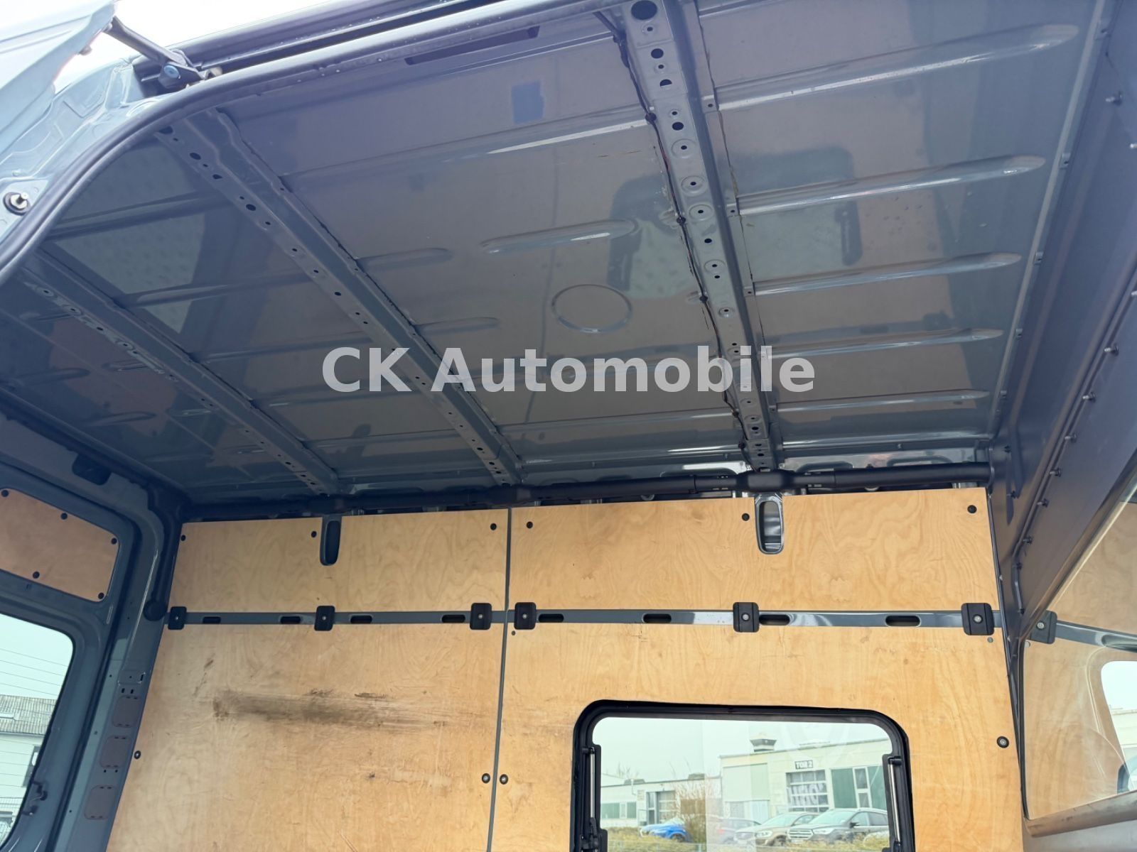 Fahrzeugabbildung Mercedes-Benz Sprinter II Kasten 316 CDI Autom./Navi/Bi-Xenon