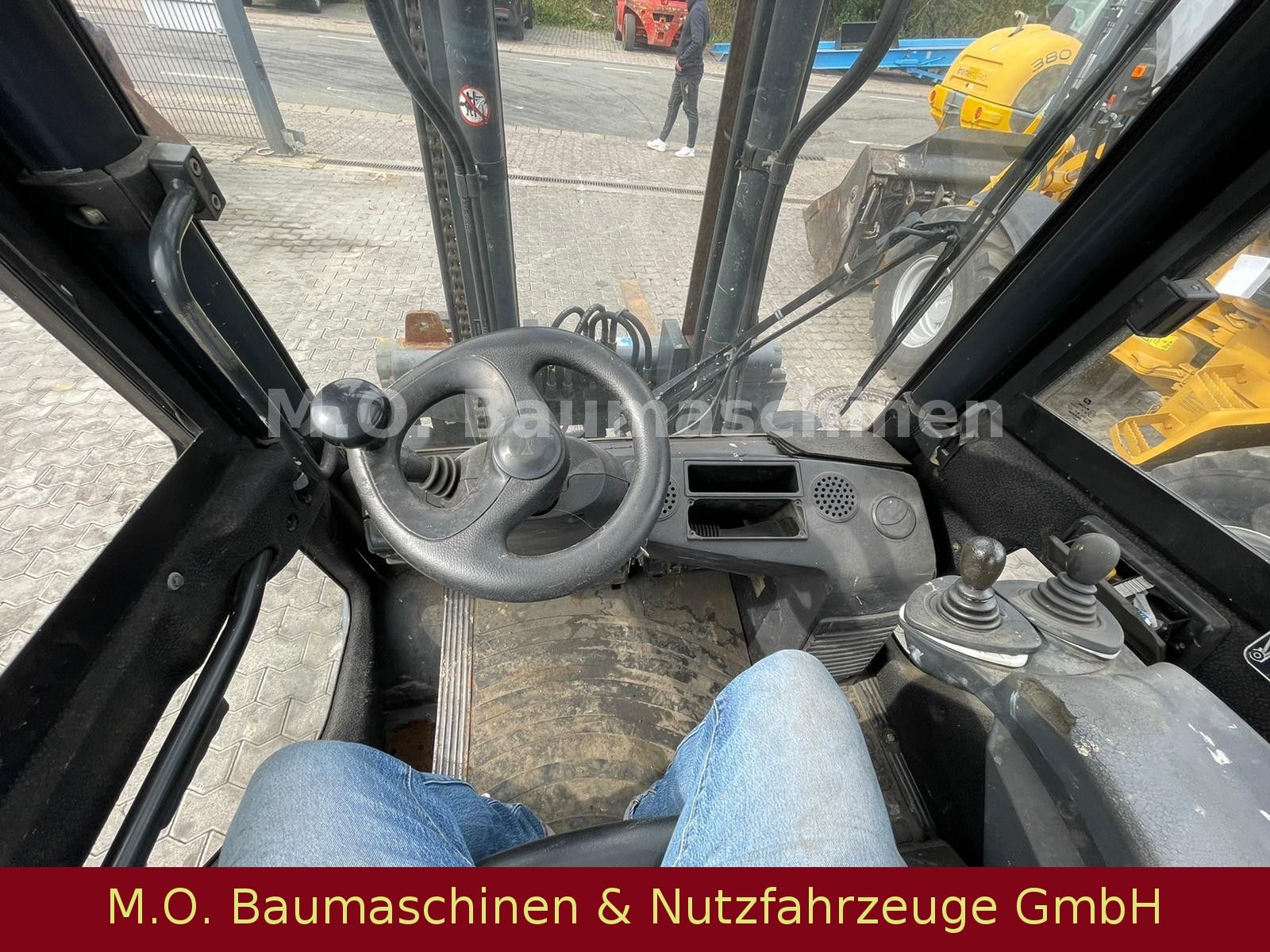 Fahrzeugabbildung Linde H 35 T  / SS / ZV / Duplex / GAS / 3,5t/3,30m