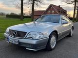 Mercedes-Benz SL 300 - Mercedes-Benz SL 300 aus 1992 mit Benzin-Antrieb