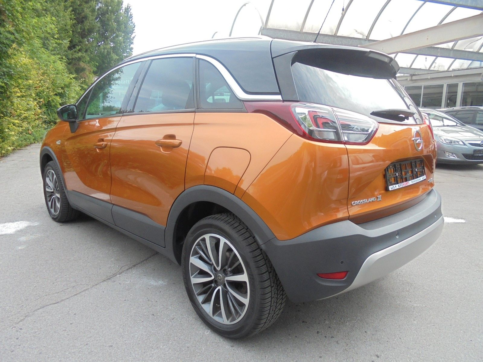 Fahrzeugabbildung Opel Crossland (X) Innovation Klima/Shz/Navi/2xPdc/