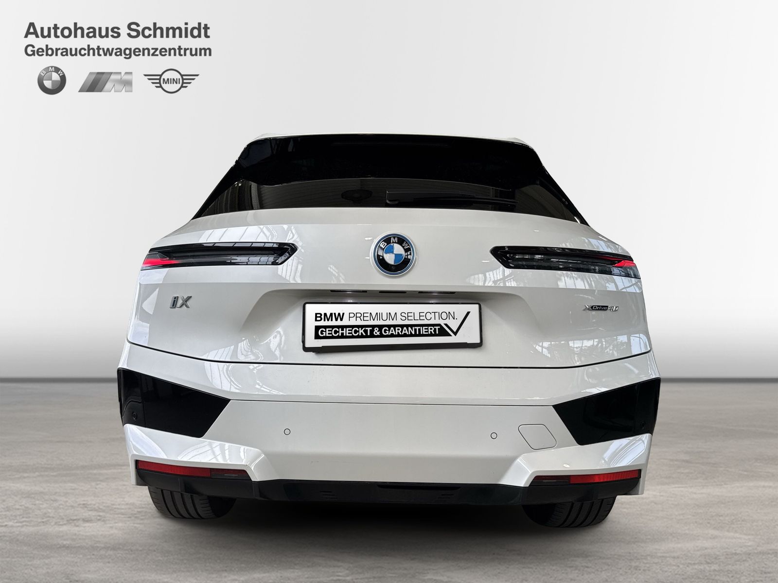 BMW iX xDrive40 Sportpaket HK HiFi DAB Pano.Dach foto 4
