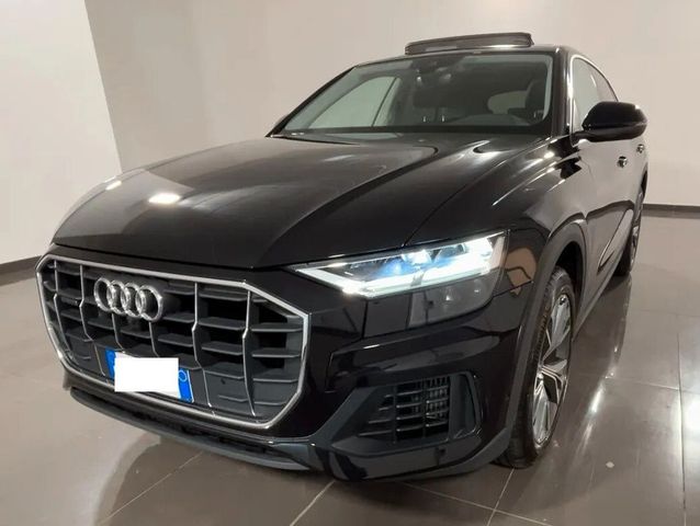 Audi Q8 55 TFSI quattro tiptronic