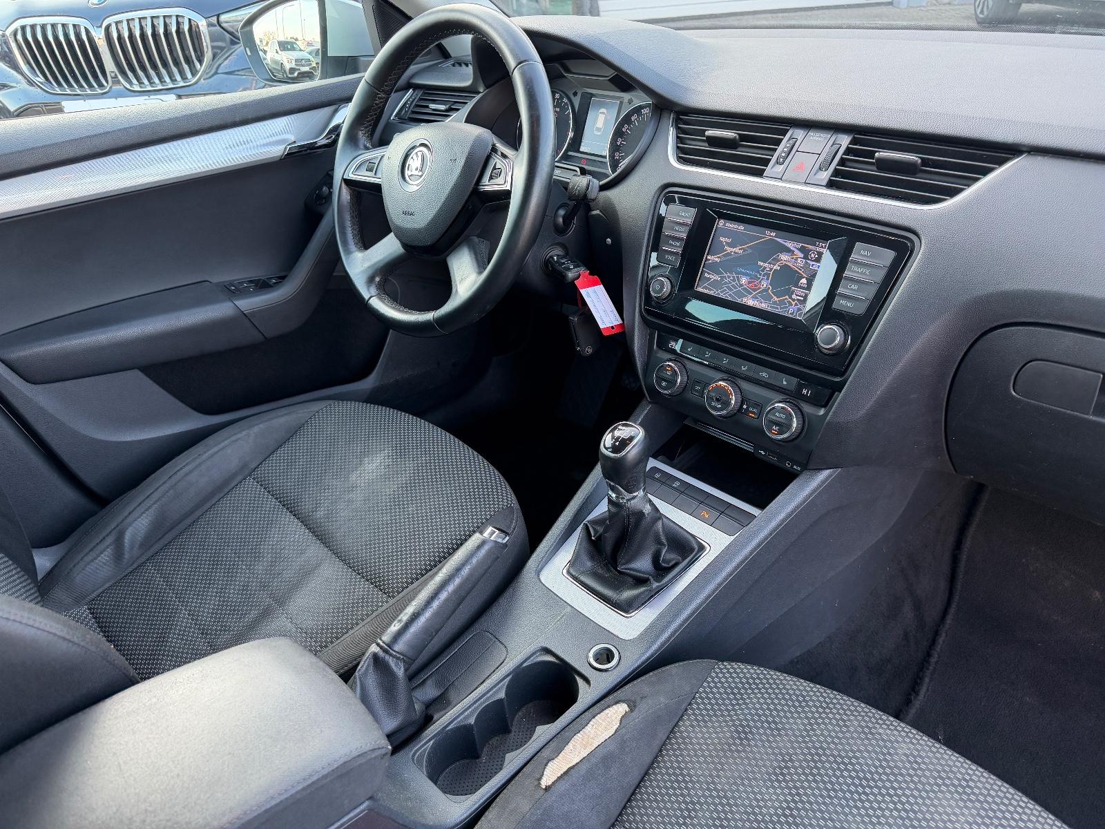 Skoda Octavia 2015 — photo 14