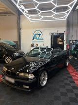 BMW E36 Cabrio 325i M-Paket - BMW 325: Cabrio, E36