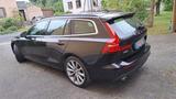 Volvo V60 2.0 B4 Mom., 61 tkm, TÜV 07/27, 19" LMF,  WR - Volvo V60 in Dresden