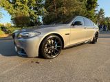 BMW 535i - BMW 535 mit Benzin-Antrieb: Leder, Navigationssystem, Limousine