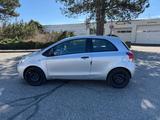 Toyota Yaris 1.0  Cool - Toyota Yaris mit Benzin-Antrieb: Limousine, 1.0
