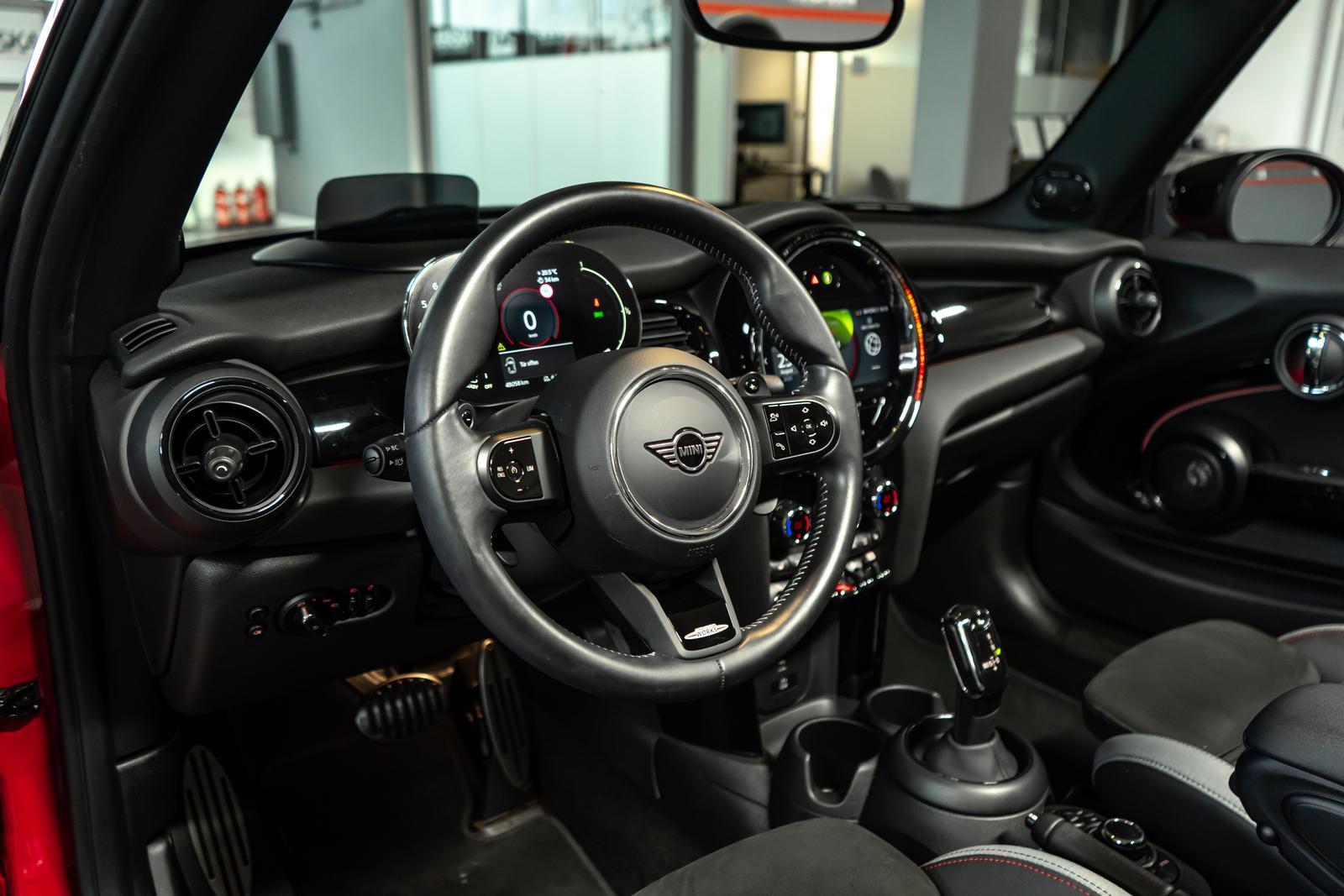 MINI Cooper S 2.0 John Cooper Works H&K HUD RFK APPLE