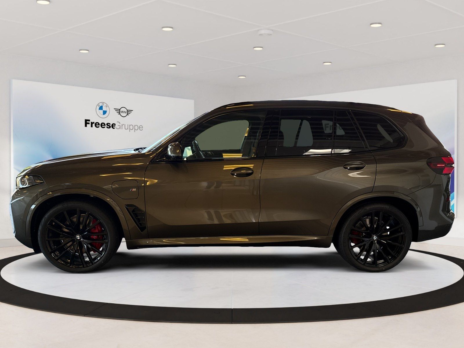 BMW X5 xDrive50e AHK 360° HEAD-UP PANO RFK HIFI LED imagem 3