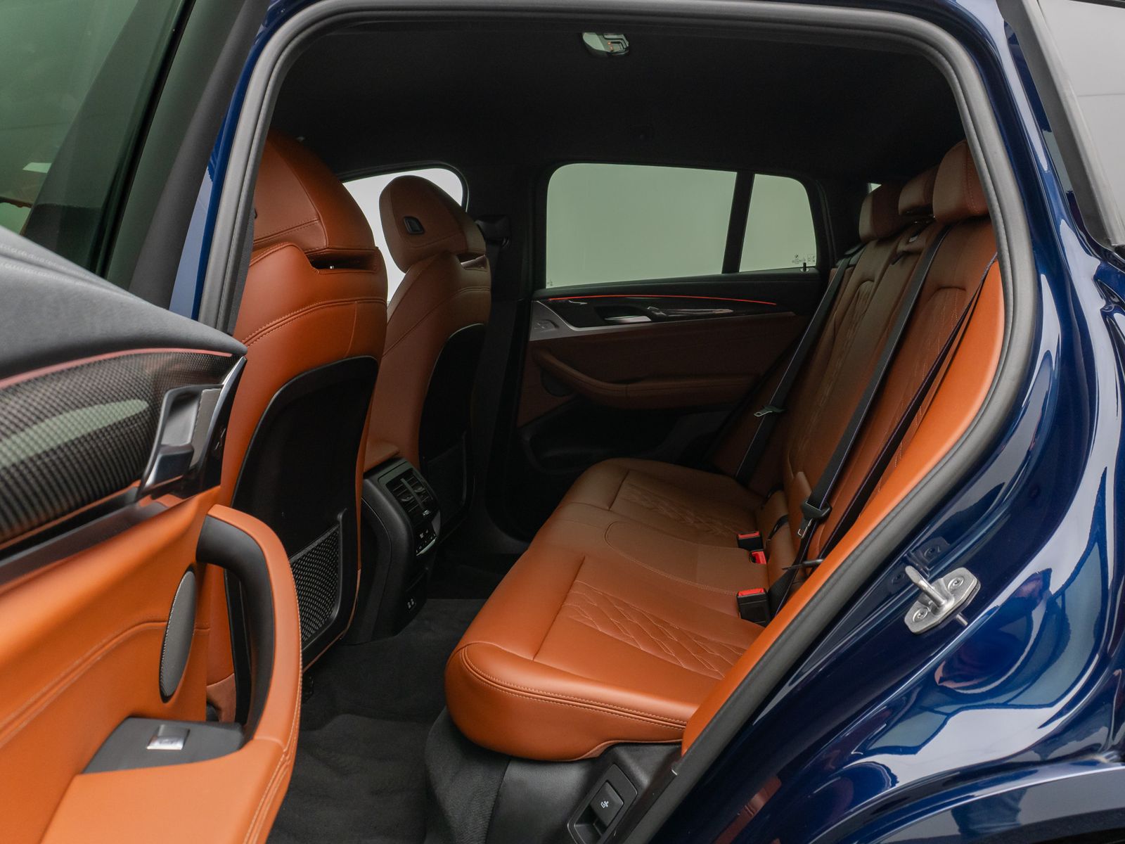 Fahrzeugabbildung BMW X4 M40i Kamera Laser HUD DAB H/K DisplK AHK 20"