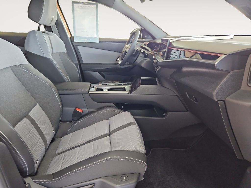 Fahrzeugabbildung Opel Grandland 1.2 DI Hybrid 48 V Automatik GS