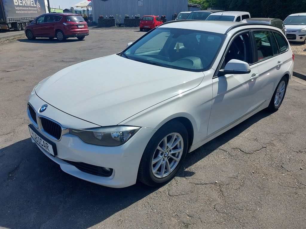 BMW 320