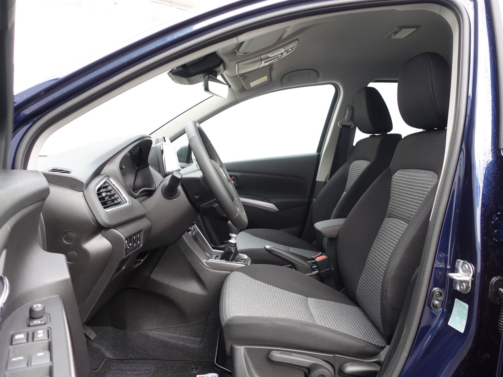 Fahrzeugabbildung Suzuki S-Cross 1.4BOOSTERJET HYBRID Comfort SHZ,PDC,Nav