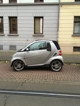 Smart Cabrio Fortwo Silber sauber neue Federn - Smart ForTwo aus 2010 mit Diesel-Antrieb: Cabrio