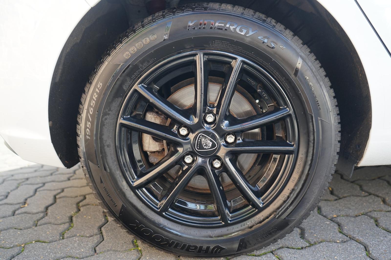 Hyundai i30 1.4 Pure Tempomat PDC Klima Tagfahrlicht USB