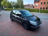 Renault Scenic 2/ 1.9 dci - Renault Scenic aus 2005 mit Diesel-Antrieb