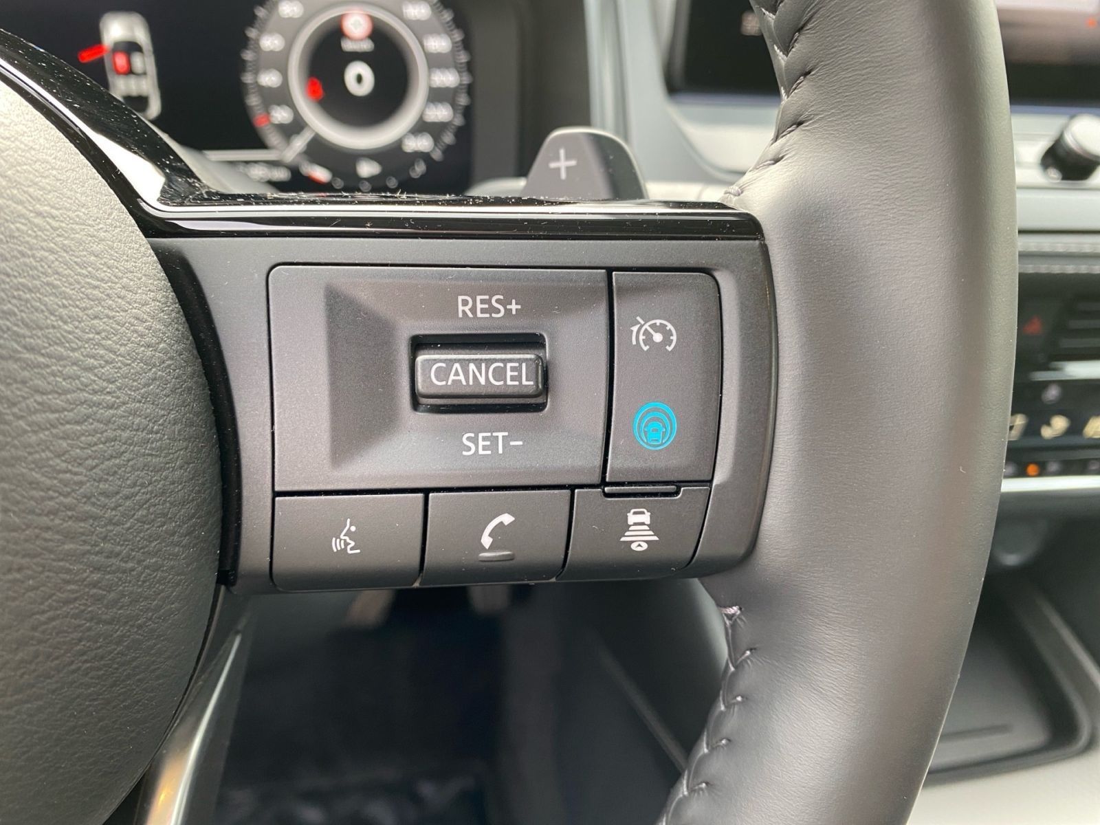 Fahrzeugabbildung Nissan Qashqai 1.3 DIG-T MHEV Automatik N-Connecta*NAVI