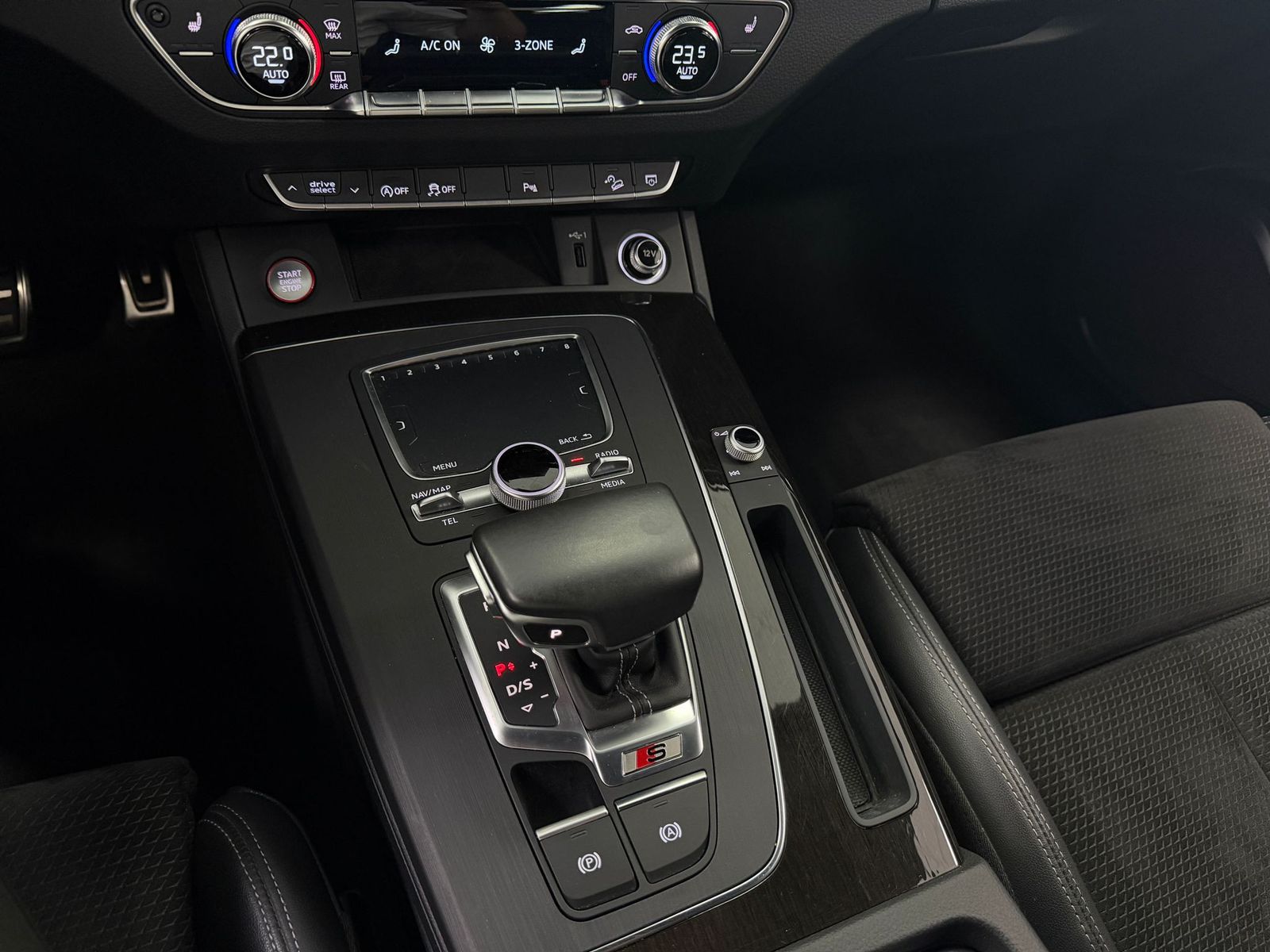 Audi SQ5 3.0 TDI quattro*STHZG*AHK*ACC*MATRIX*M-Ride* foto 15