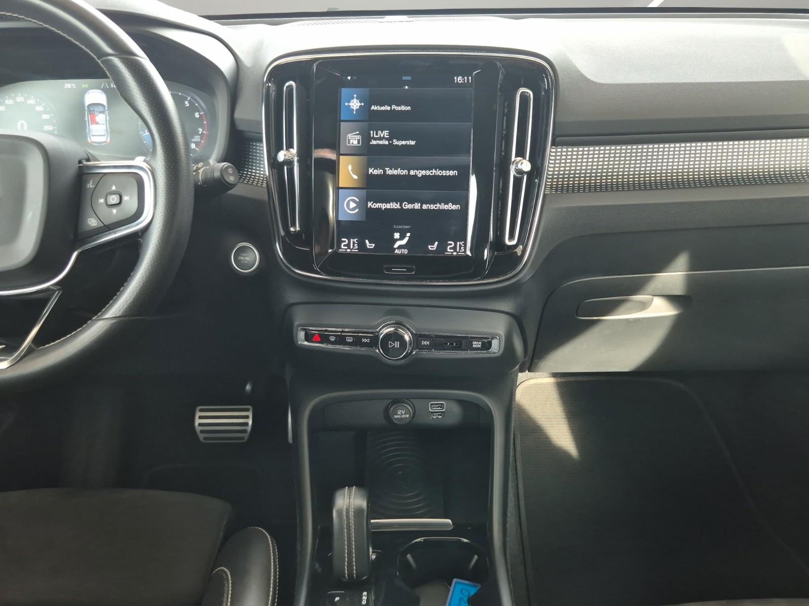 Volvo XC40 T5 R Design AWD Pano H&K Carplay
