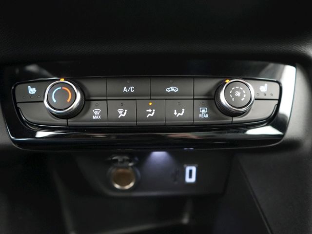 Corsa F FACELIFT+LED+RÜCKFAHRKAMERA+SITZ-/LENKRA